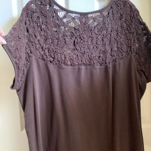 Top in delightful design. - Picture 2 of 2